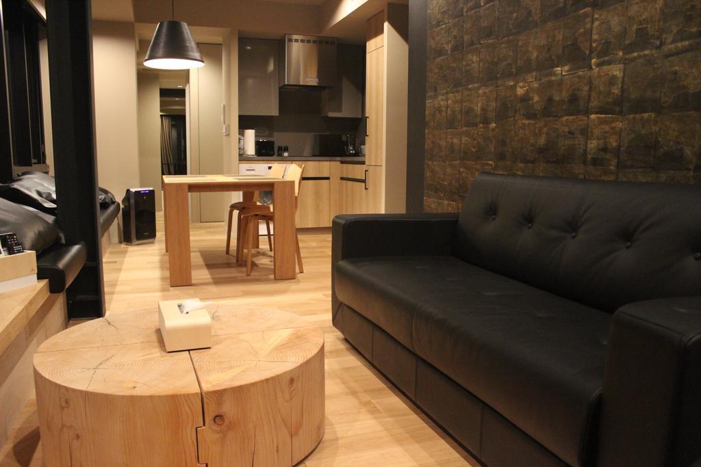 Matthew Suites Ōmagari Rum bild